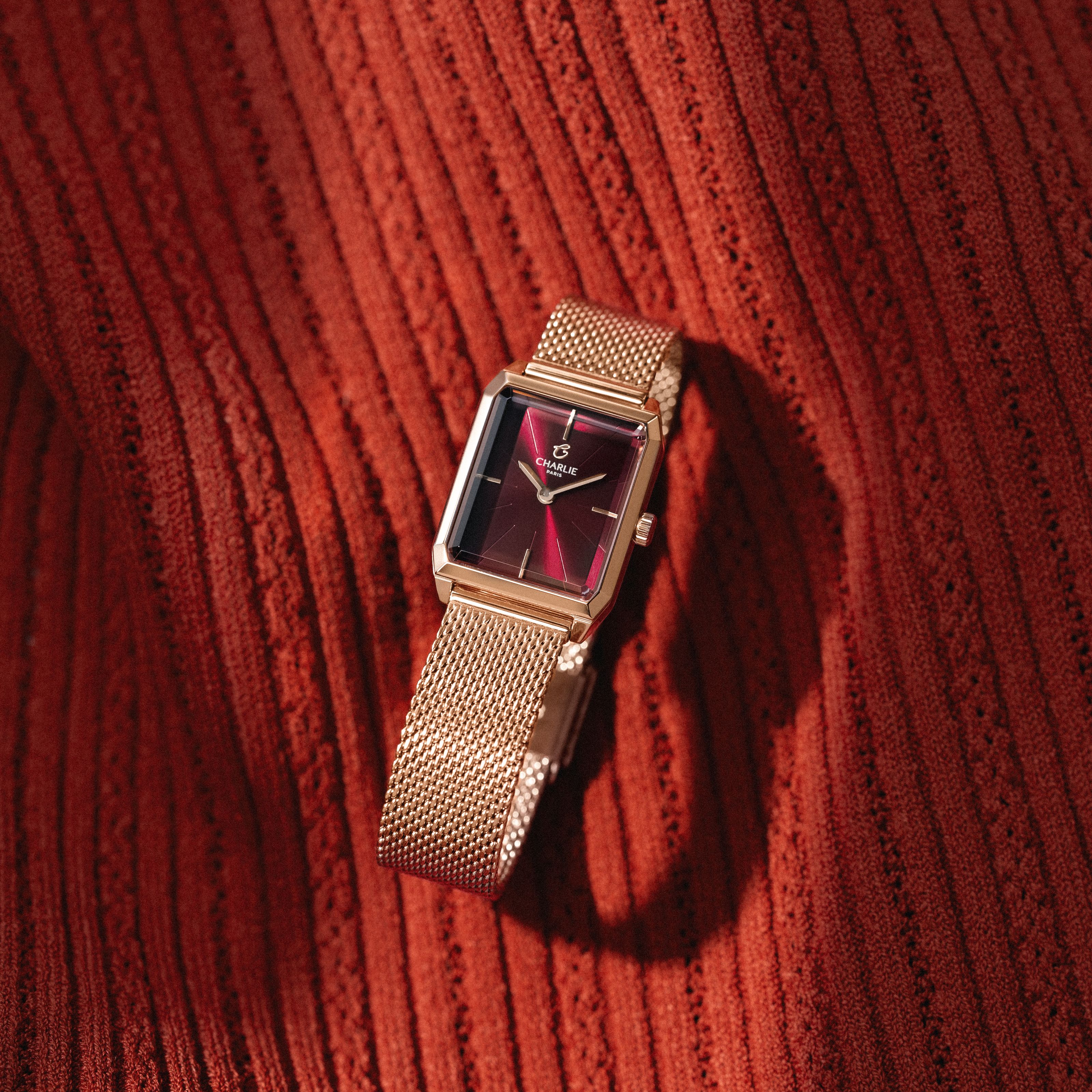 Trouvez la montre femme tendance faite pour vous