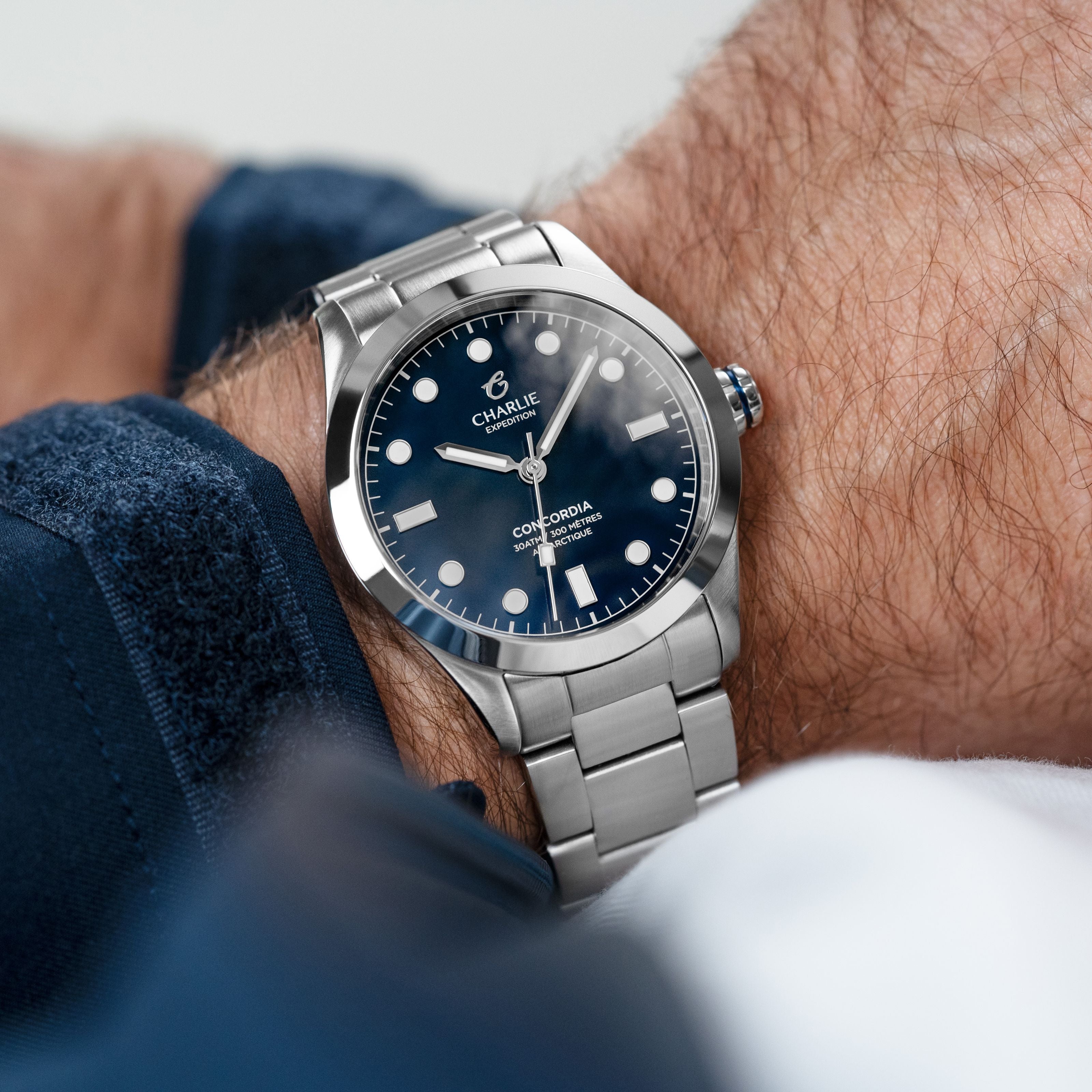 CONCORDIA - Quartz - Bleu Antarctique Montres CHARLIE