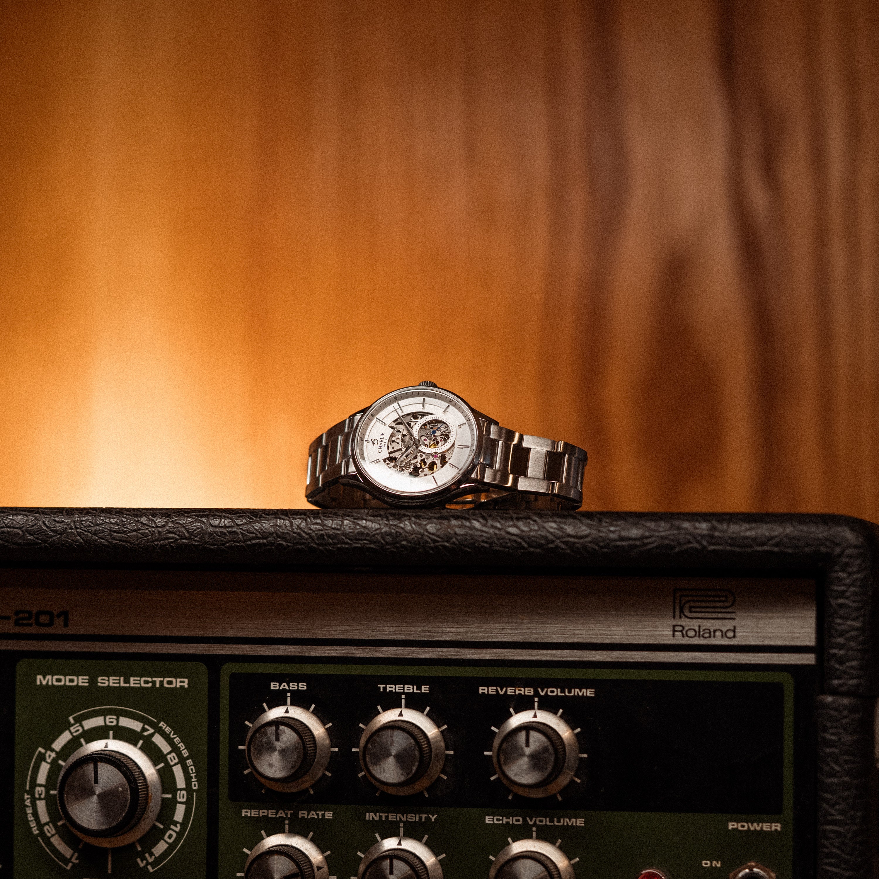 INITIAL - Squelette - Blanc