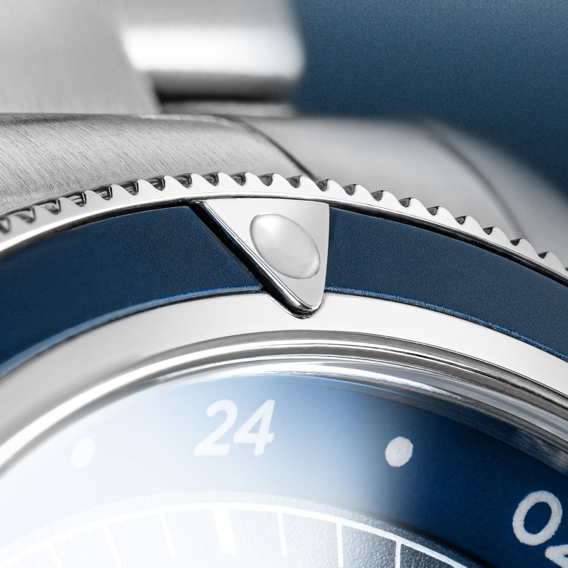 CONCORDIA - Automatique GMT - Bleu Antarctique Montres CHARLIE