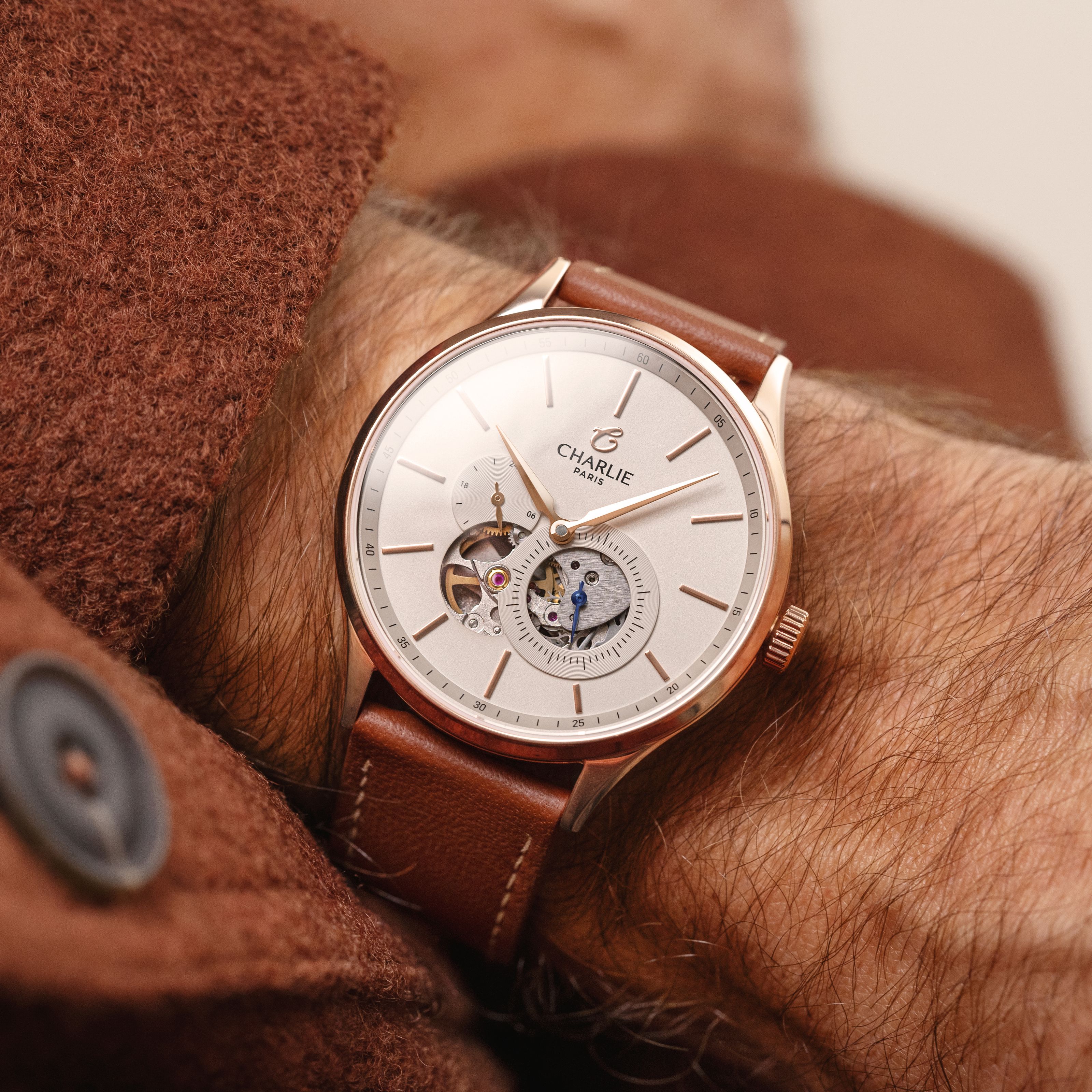 INITIAL - Open Heart - Rose Gold