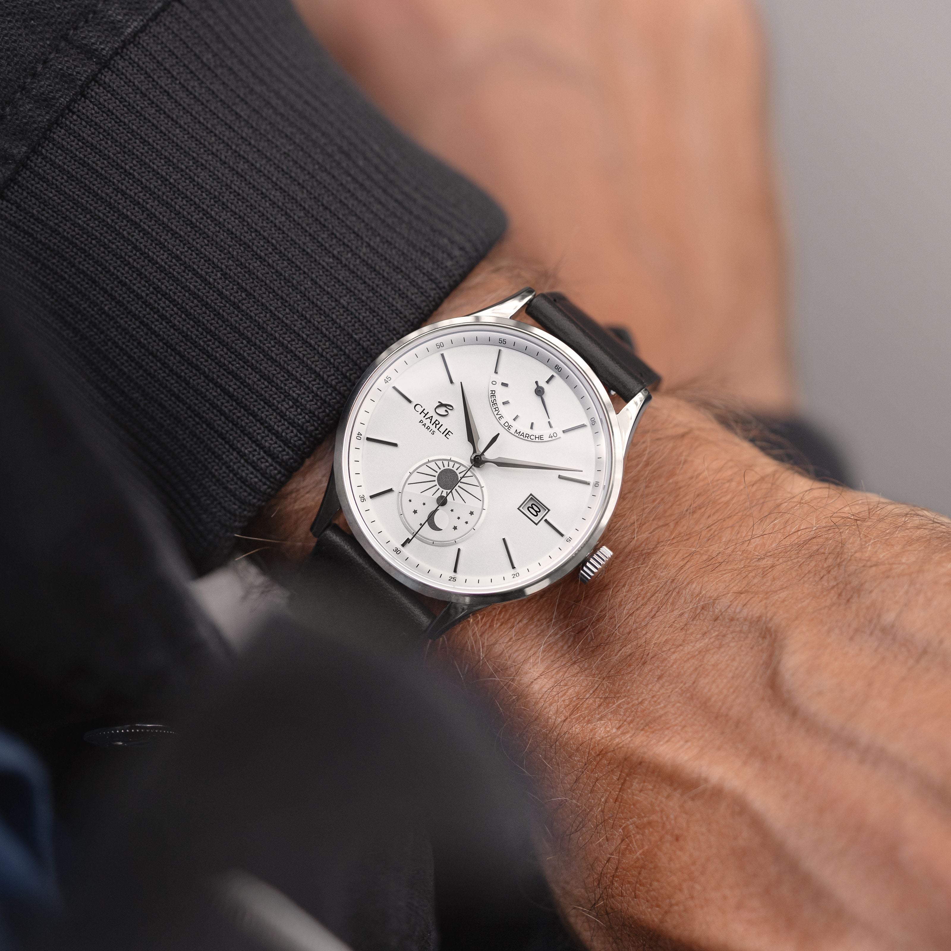 INITIAL - Tag/Nacht - Sonnenwende