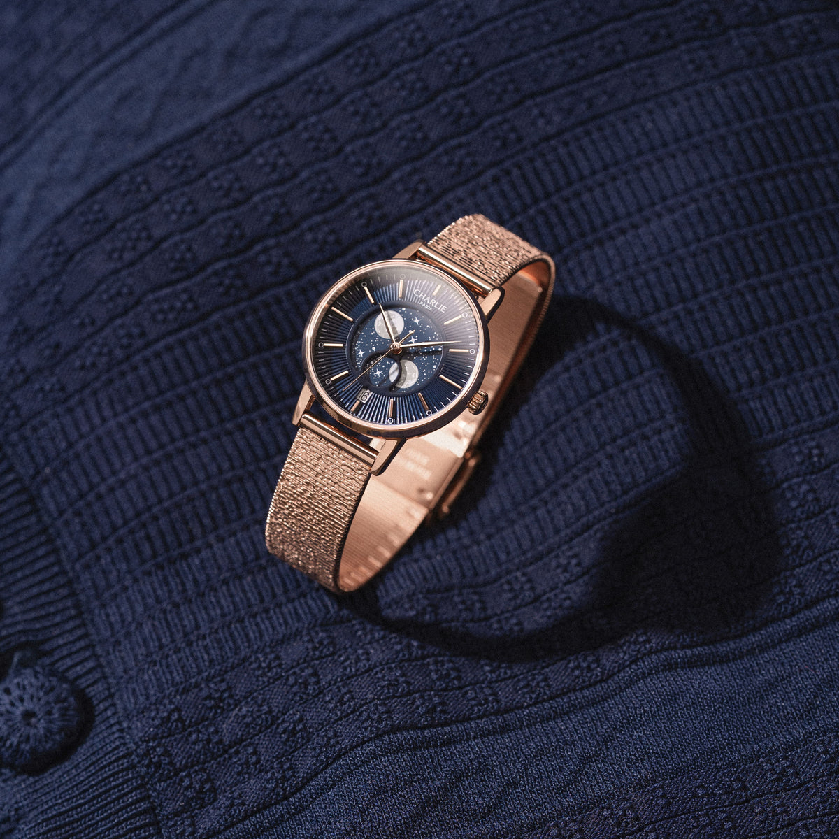 <tc>SULLY</tc> - <tc>Moon Phase</tc> - Rose Gold & Blue