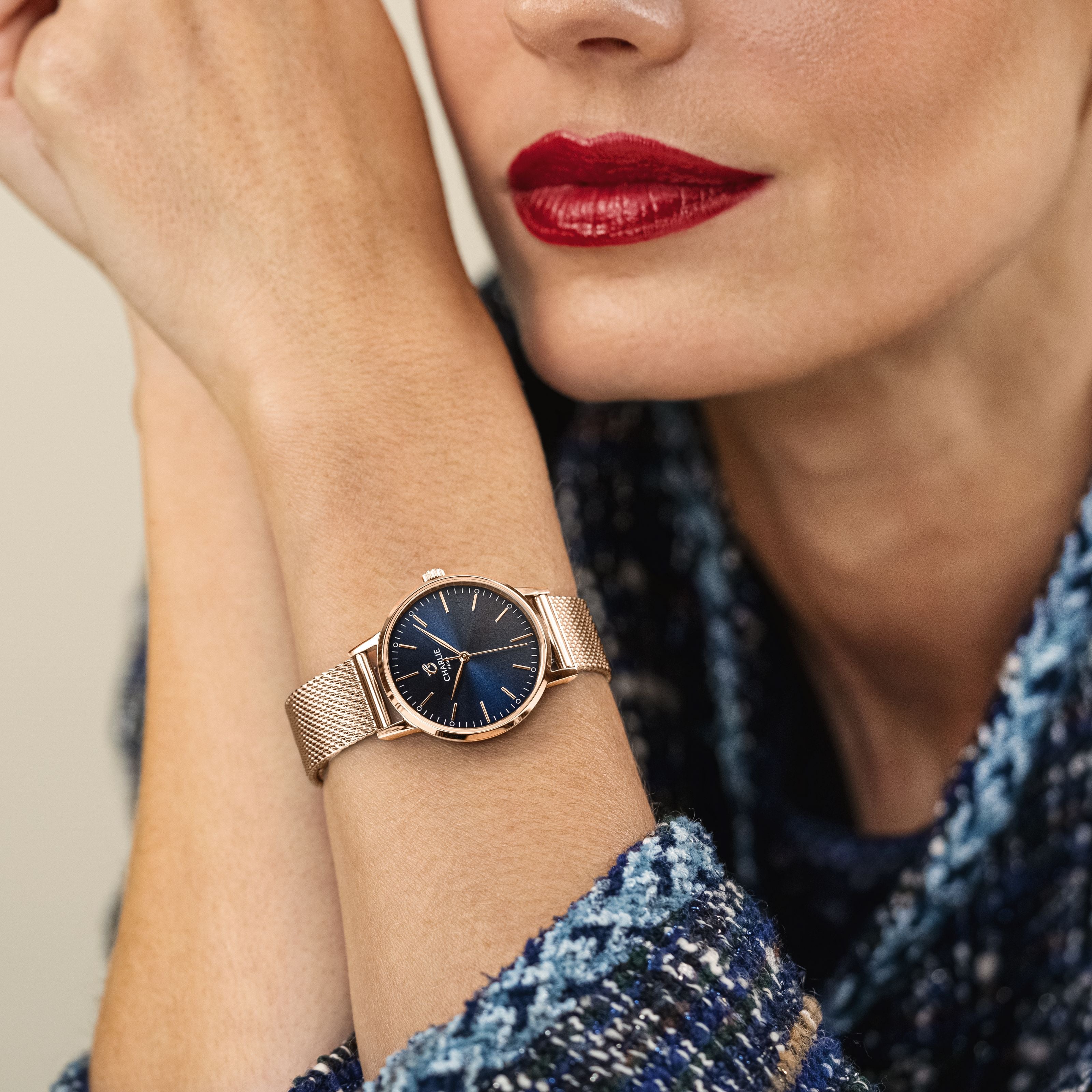 Sully - GOLDFARBEN ROSA & BLAU