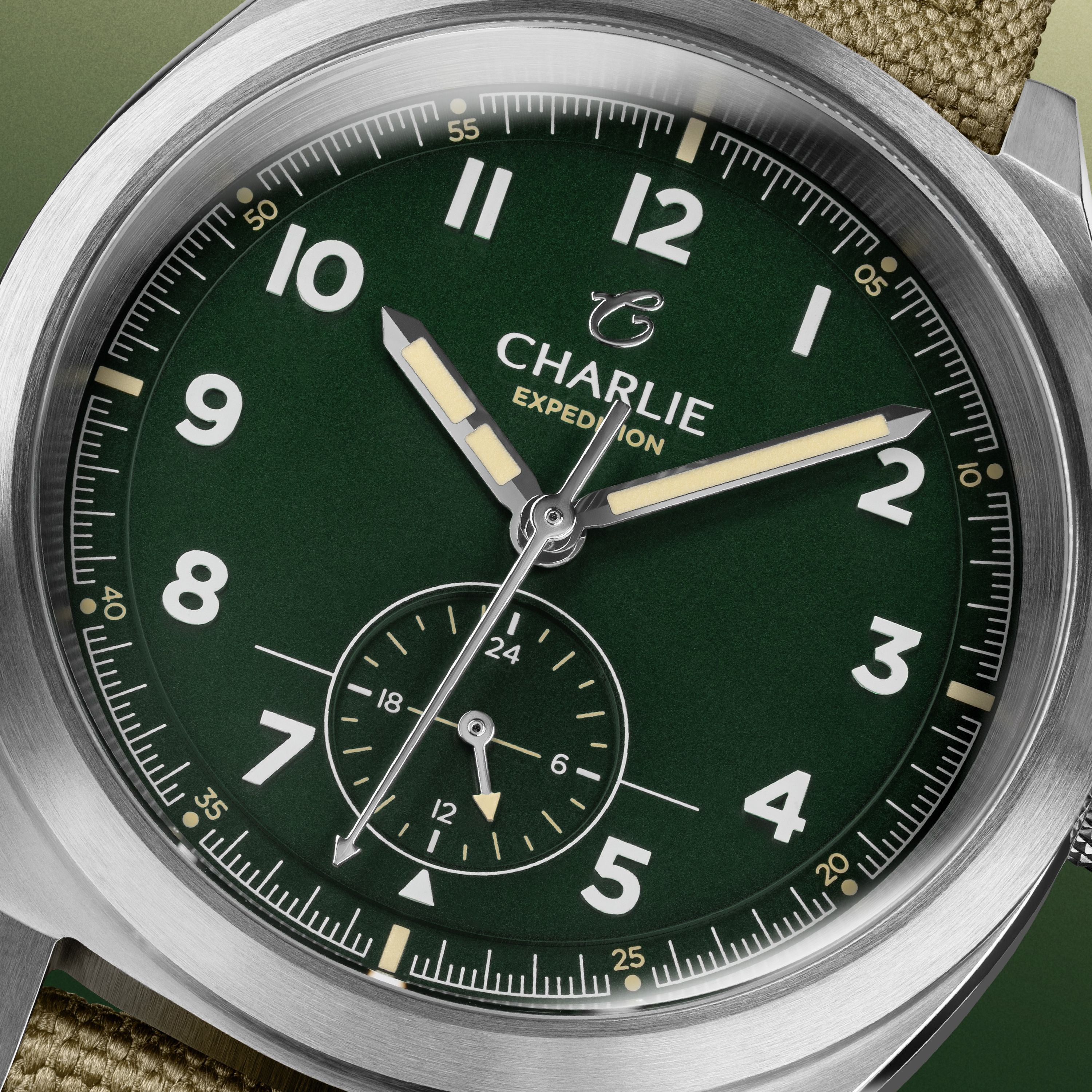 GR - Men's green quartz watch - Black PVD 39 mm - Field watch