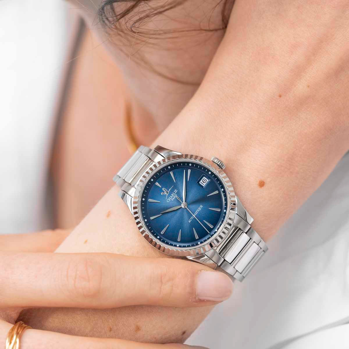 Montre femme acier automatique bleue waterproof 100m Aurore