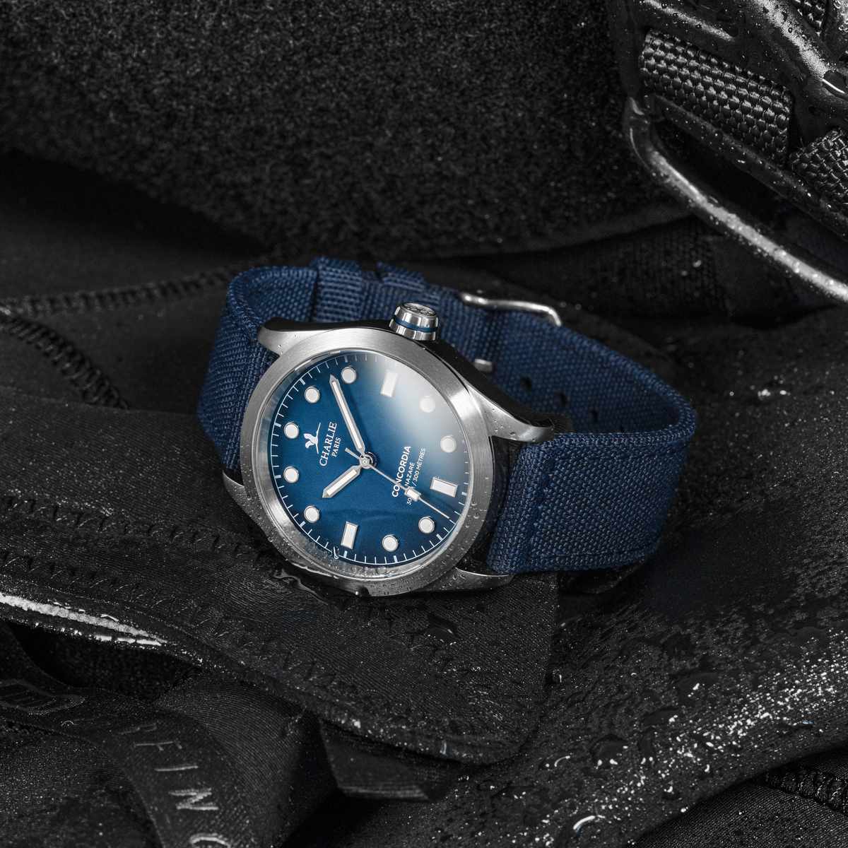 300m waterproof watch blue dial Concordia Nazar